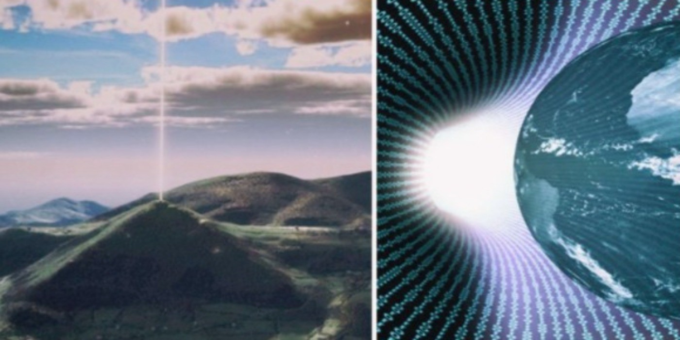 Internet Cosmique: Les pyramides forment un Réseau de Communication Intergalactique